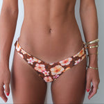 Load image into Gallery viewer, Tiki Bloom V-Cut Seamless Bottoms
